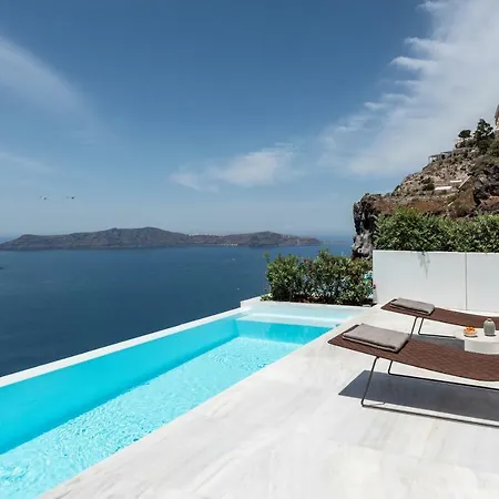 Villa White Ark Fira (Santorini)