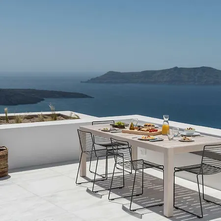 White Ark Fira (Santorini)